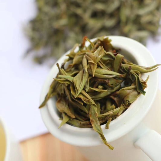 Fresh White vs Floral White Tea: Same Farm, Two Different Cups