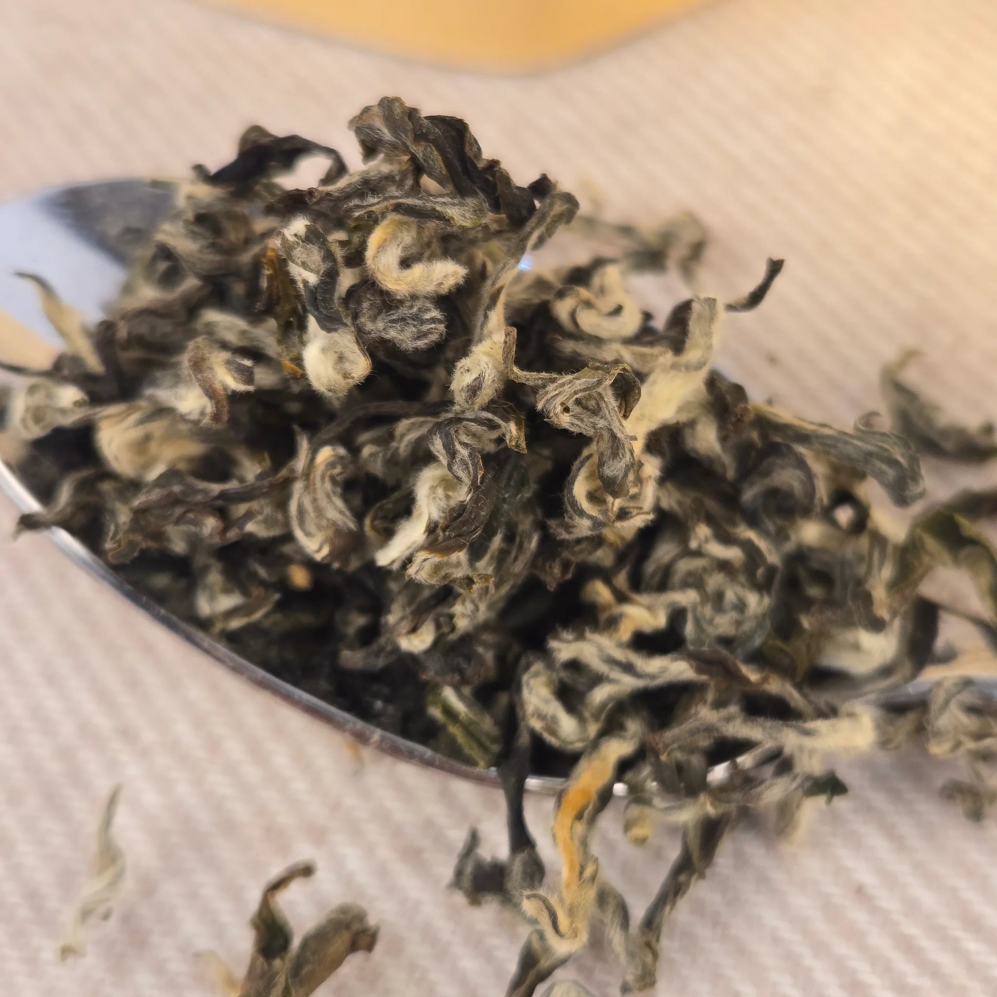 Floral White Tea dry leaves — Spring Blossom Nepal White Tea | Nepal Hills Tea — 4